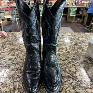Men’s Snakeskin Boots 11.5